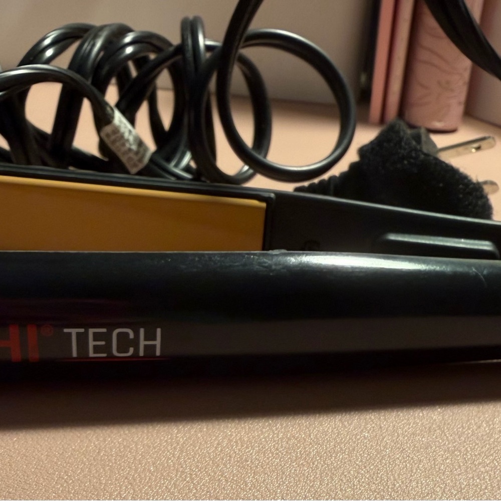 Tech Black Hair Straightener
